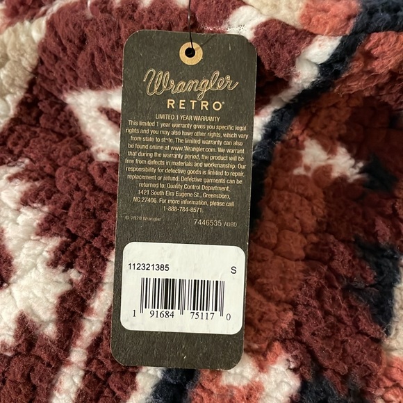 NWT Wrangler Retro Fleece Half Zip Fleece Pullover Aztec Print Womens size Small - Picture 4 of 5